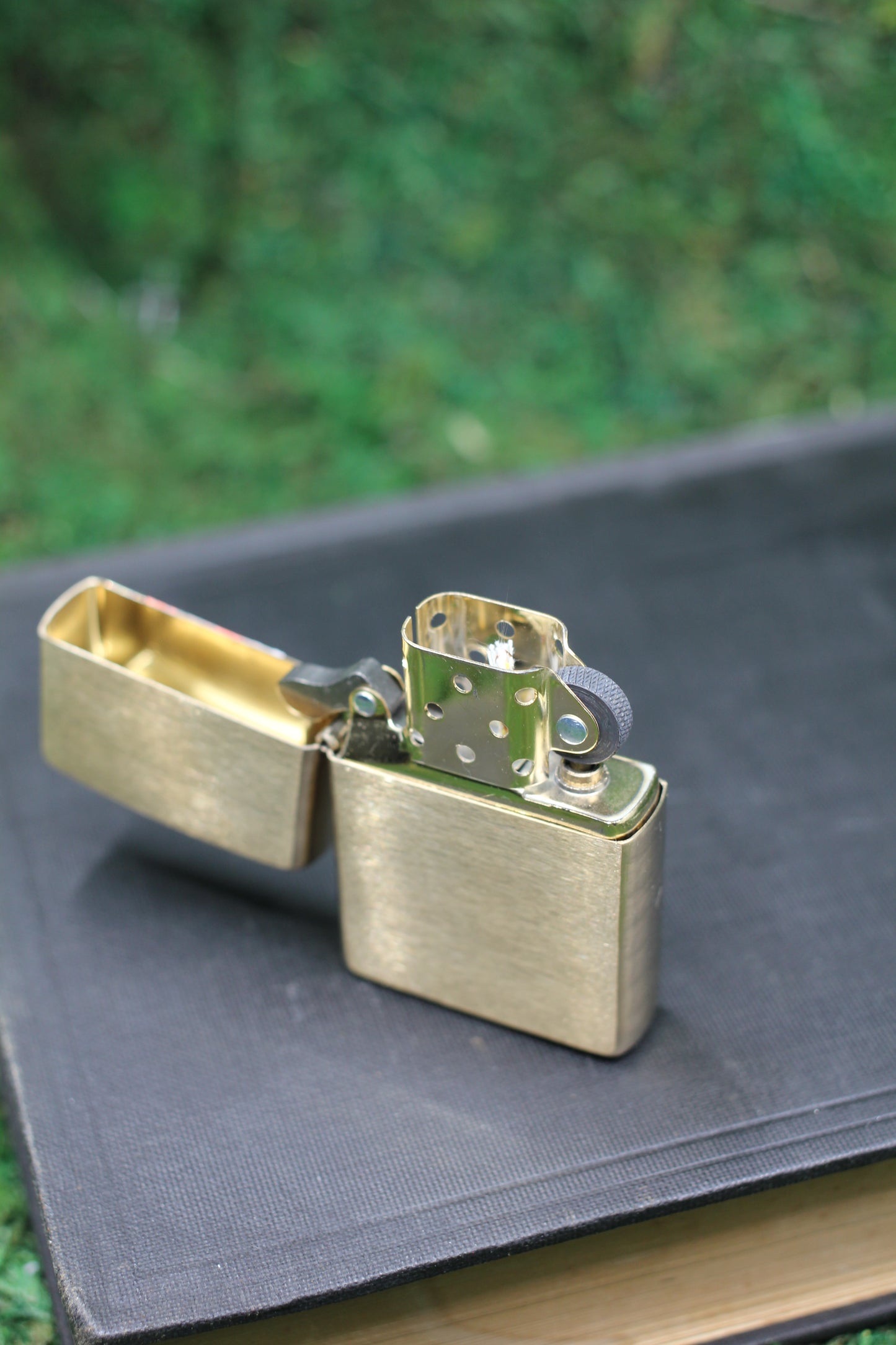 Armor Brushed Brass Zippo