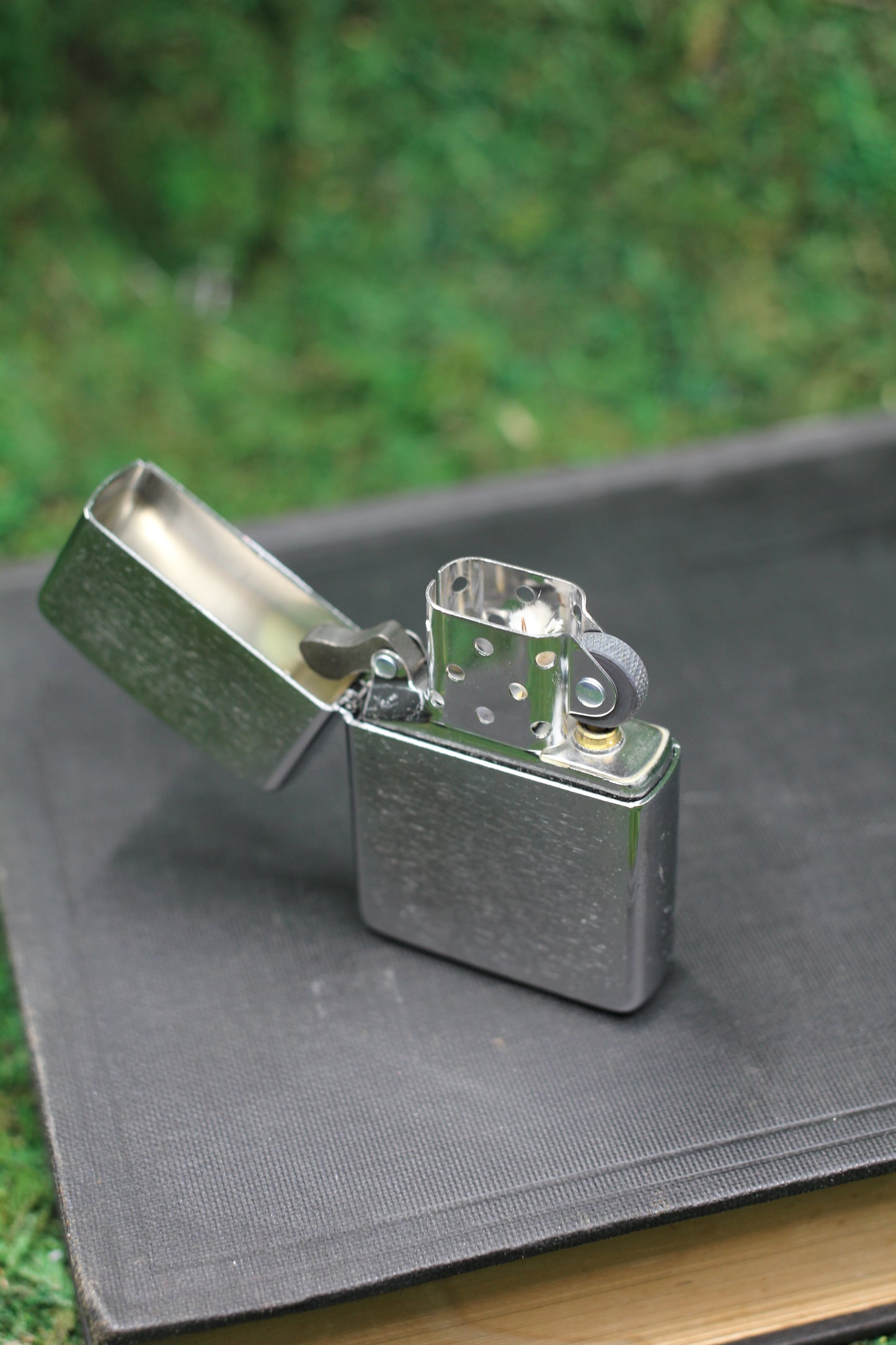 Armor Brushed Chrome Zippo