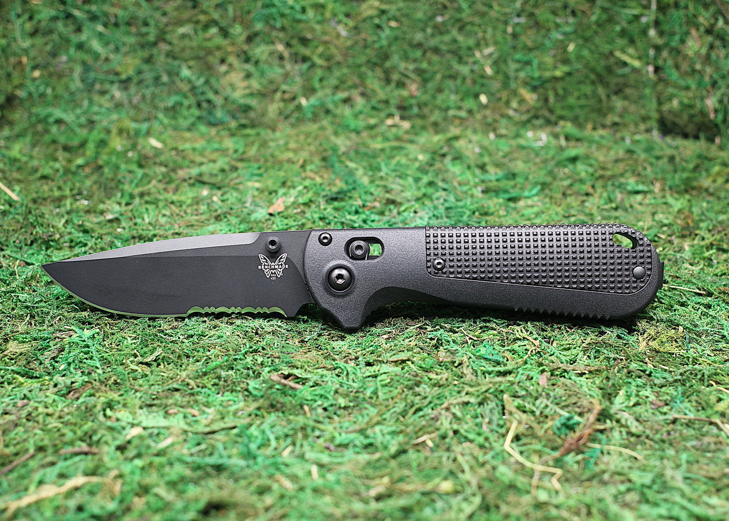 Benchmade Redoubt